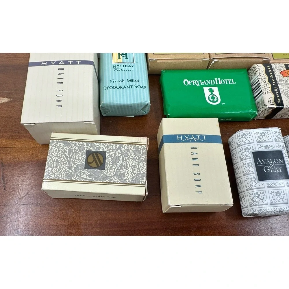 Vintage Lot of 15 Hotel Motel Resort Travel Size‎ Mini Bar Bath Soaps